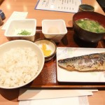 "豚汁定食　玄米ご飯"