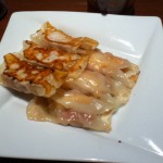 ”海老と豚肉の焼き餃子”