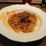”生パスタ（茄子とベーコンのトマトソース）”