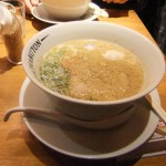 03くん玉入りラーメン "くん玉入りラーメン"