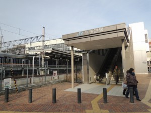 JR京田辺駅