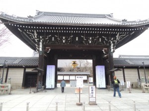 御影堂門