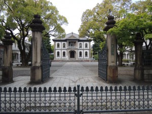 龍谷大学本館