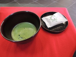 屯所餅と抹茶