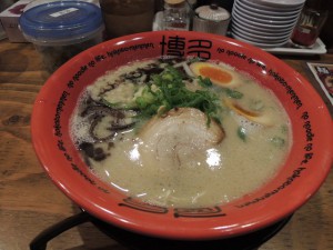 豚骨ラーメン