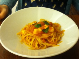 チーズのパスタ