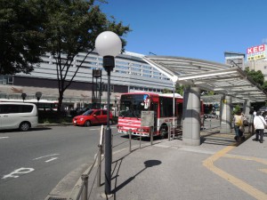 寝屋川駅前