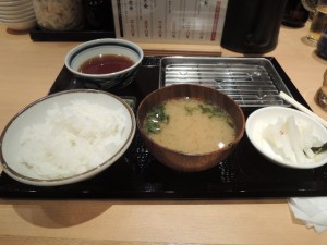 ごはんと味噌汁