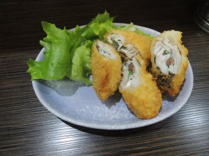 トビウオのはさみ揚げ