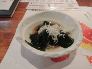 突き出し（しらすとわかめ酢）