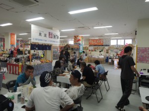 テーブル