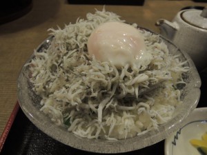 釜上しらす丼（拡大）