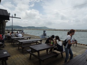 テーブル