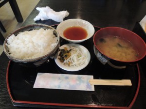 ご飯、みそ汁