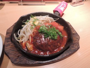 トマトソースのハンバーグ