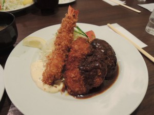 エビフライ、ハンバーグ