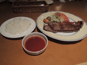 ステーキディナー