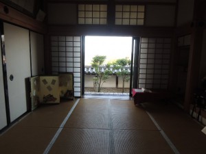 座敷