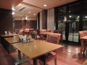 店内（無人）