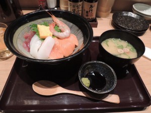 海鮮丼