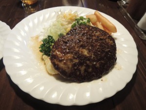 ハンバーグ(拡大)