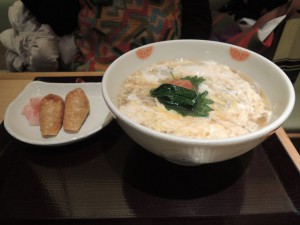 梅とじそば いなり2個