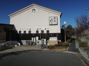建物(裏)