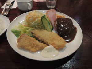 魚フライとハンバーグ