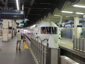 南海　難波駅
