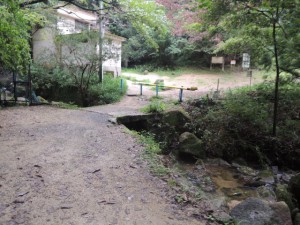 登山道入口