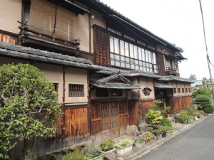 旅館