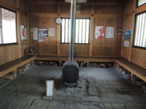 ストーブ部屋