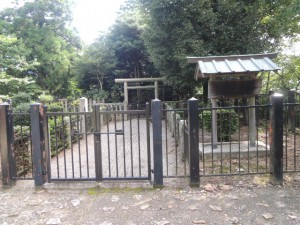 大津皇子二上山墓