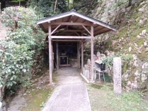 独鈷水