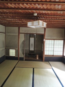 客殿　室内