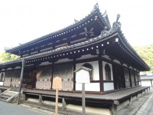 舎利殿