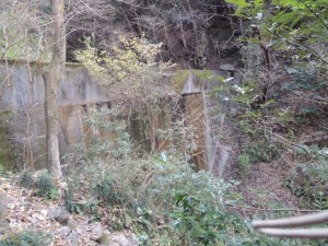 堰堤