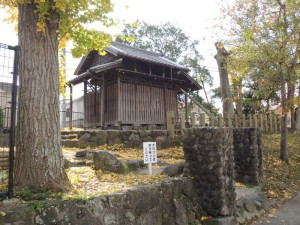祠