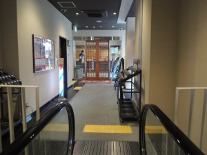 ２F受付