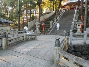 石橋と石段