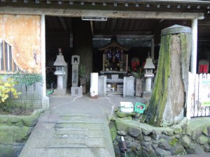祠