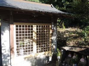 祠