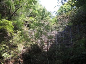 堰堤