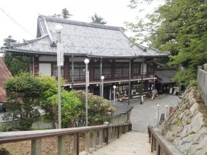 本堂