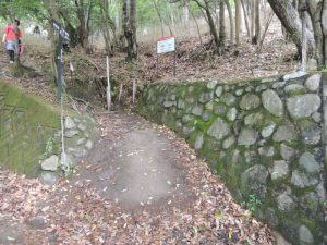 登り口