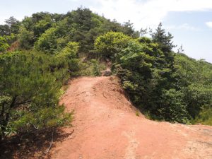 痩せ尾根（馬の背）