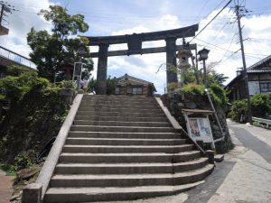 銅の鳥居 銅の鳥居