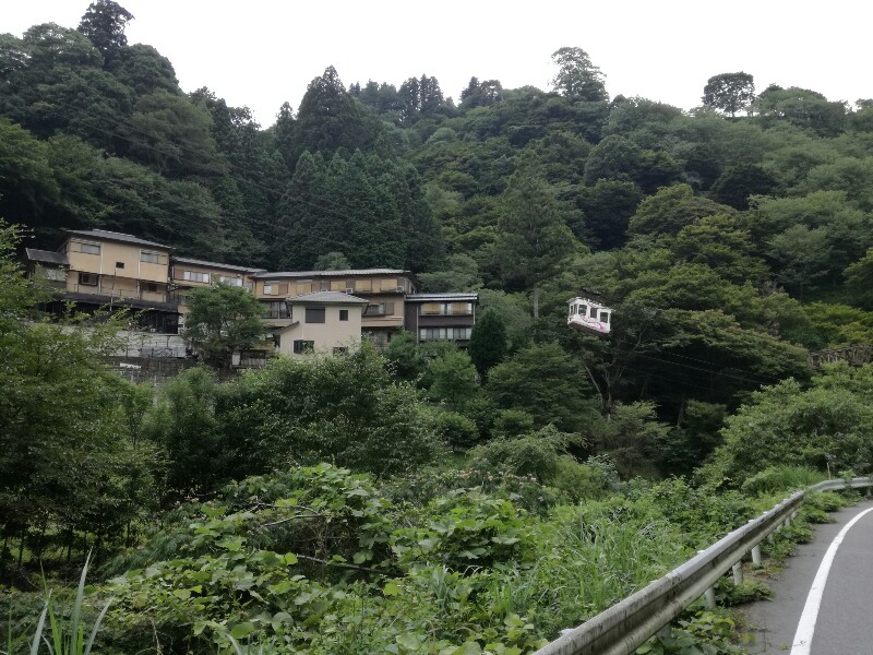 ケーブル