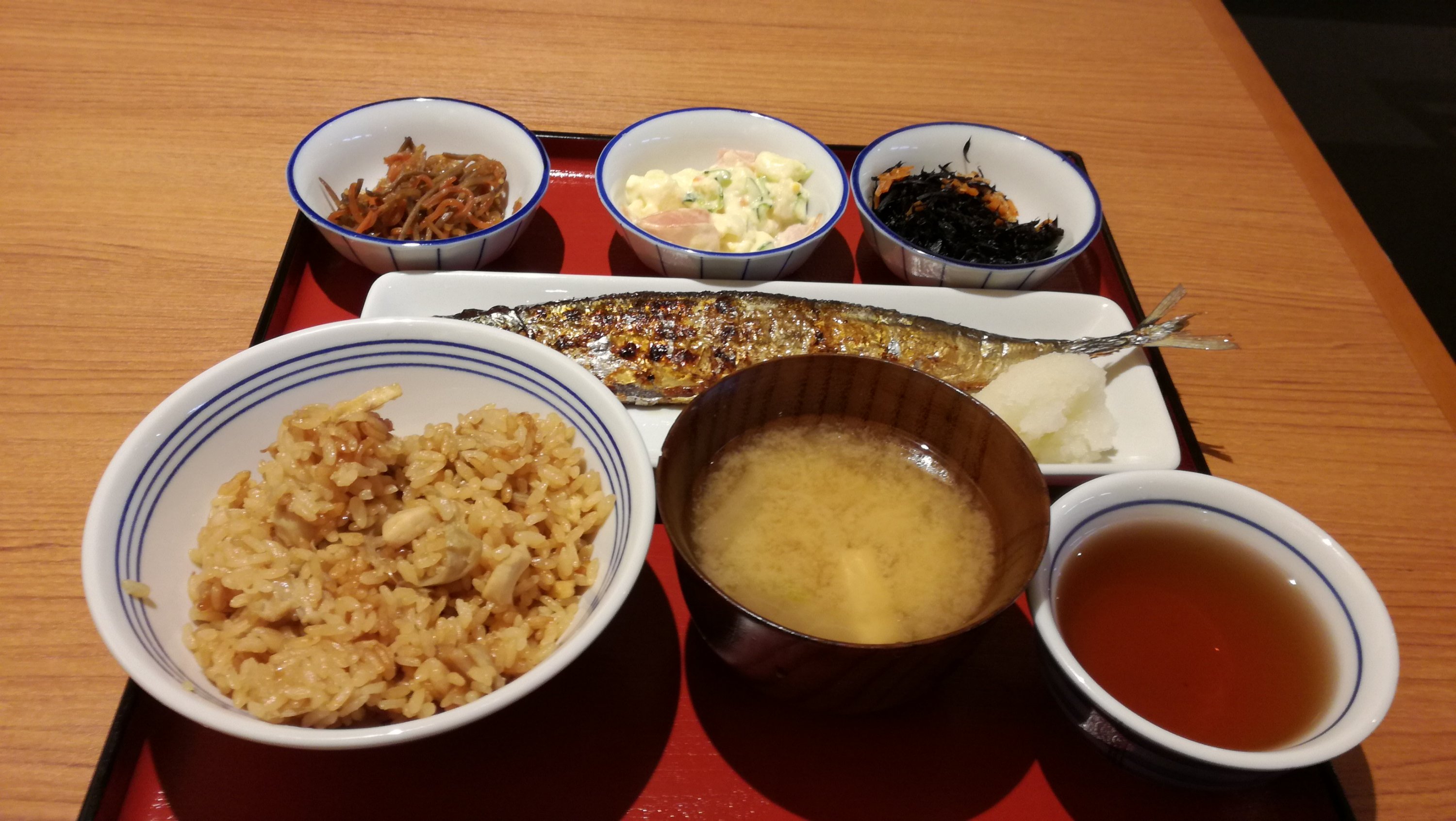 四品定食