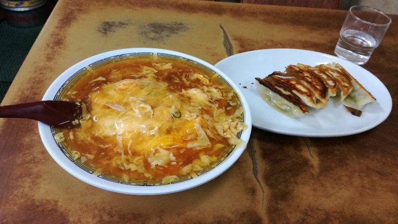 天津飯と餃子